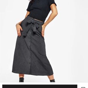 Disturbia Monochrome Patterned A-Line Skirt new without tags